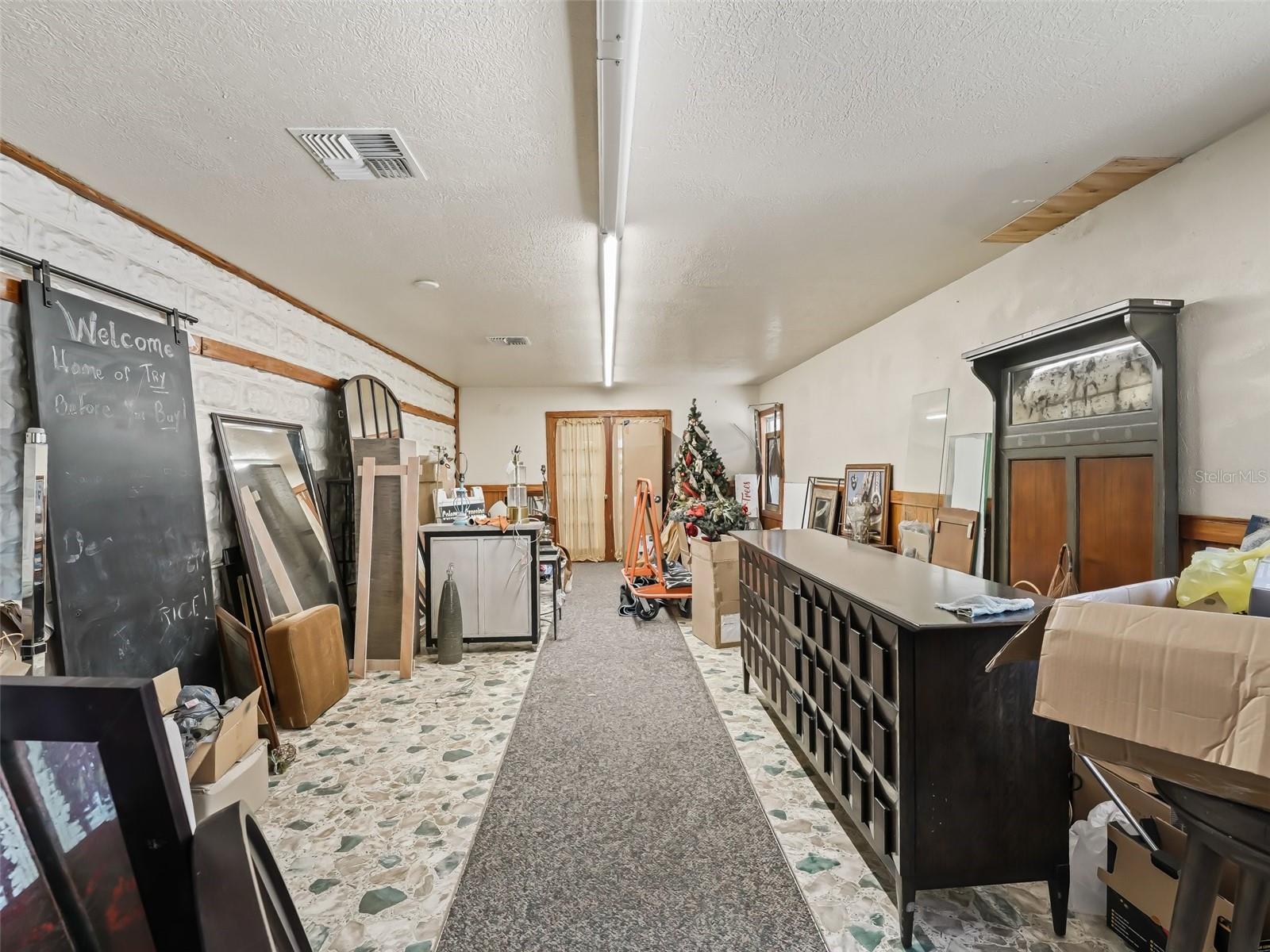 100 S COMMERCIAL ST, COLEMAN, FL, 33521