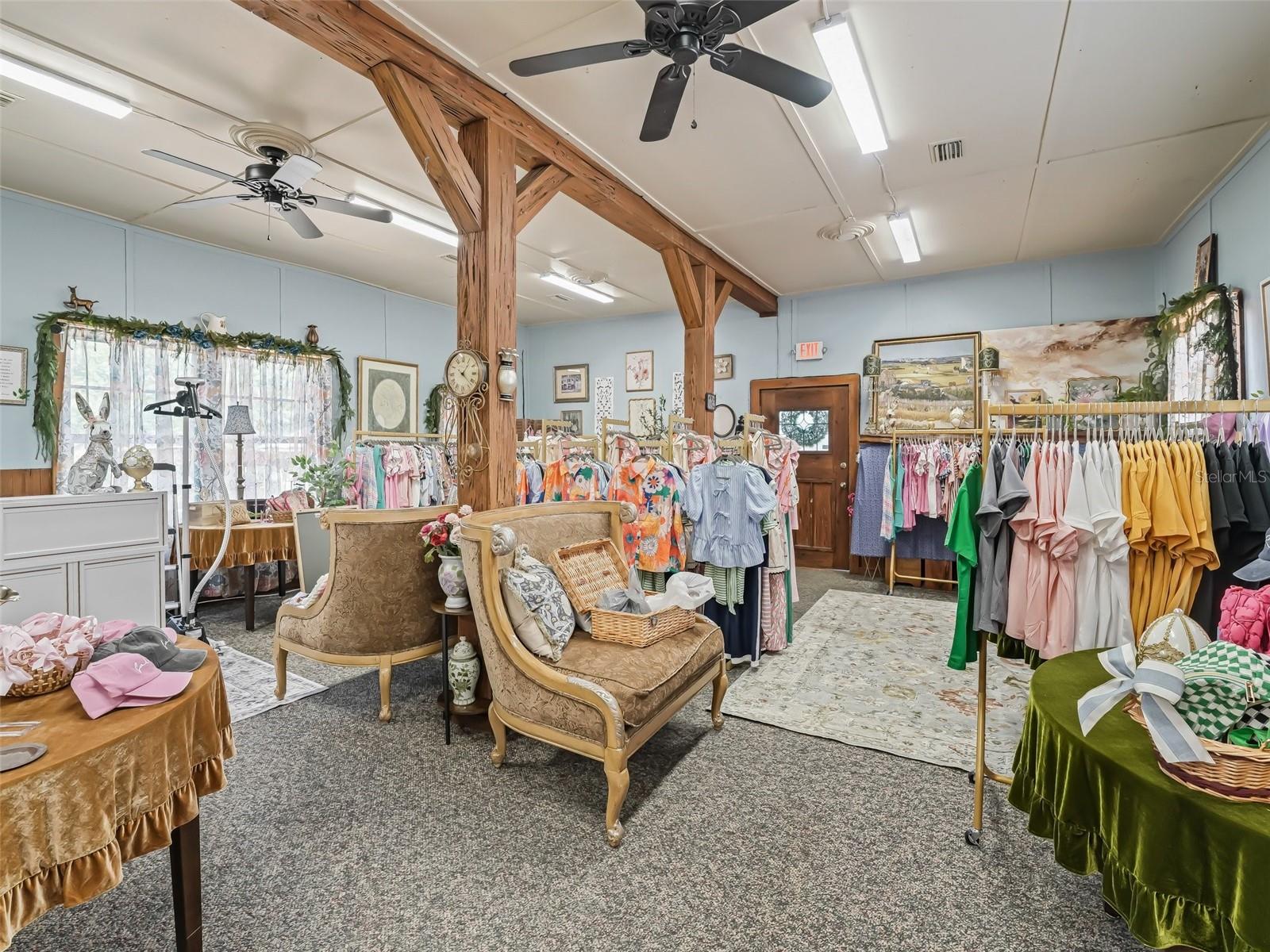 100 S COMMERCIAL ST, COLEMAN, FL, 33521