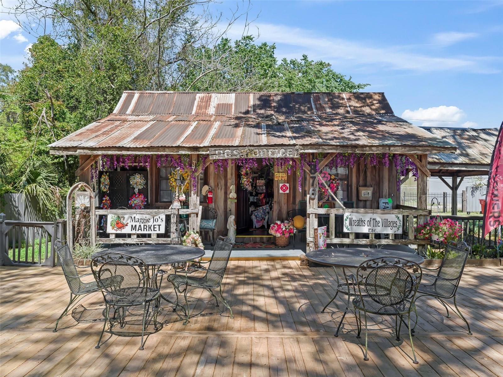 100 S COMMERCIAL ST, COLEMAN, FL, 33521