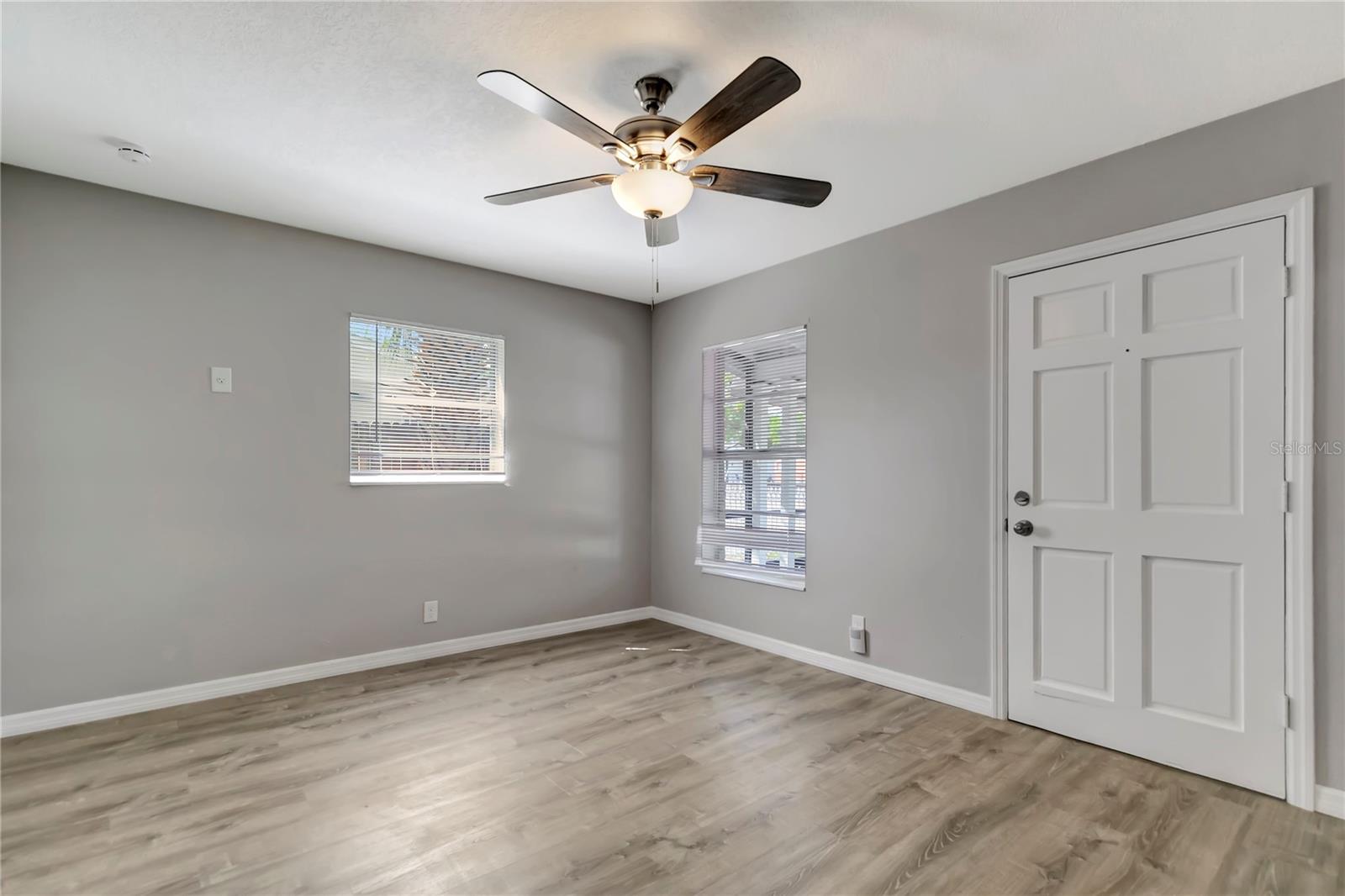 7101 KINGSTON DR, TAMPA, FL, 33619