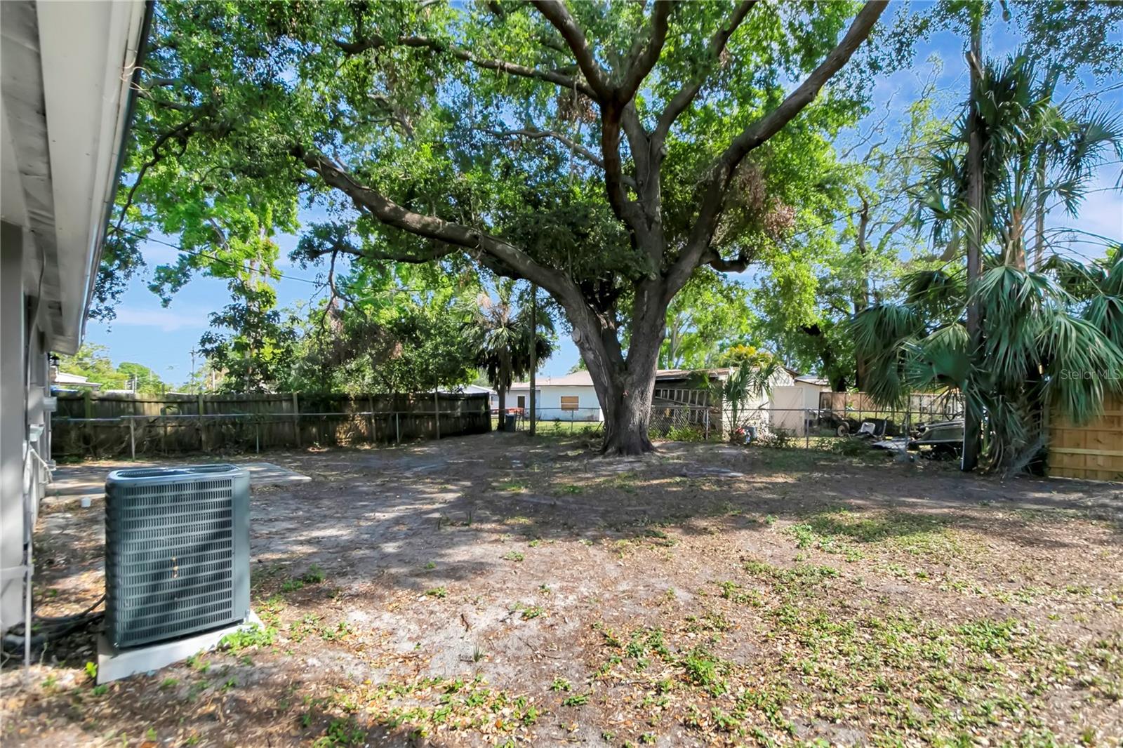 7101 KINGSTON DR, TAMPA, FL, 33619