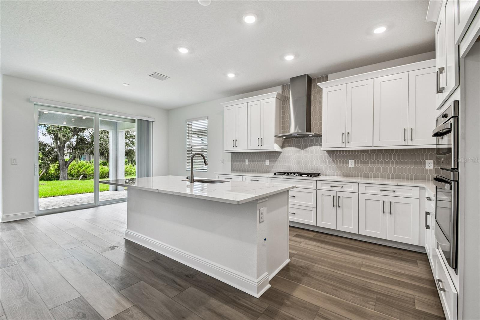 17236 SAVORY MIST CIR, LAKEWOOD RANCH, FL, 34211
