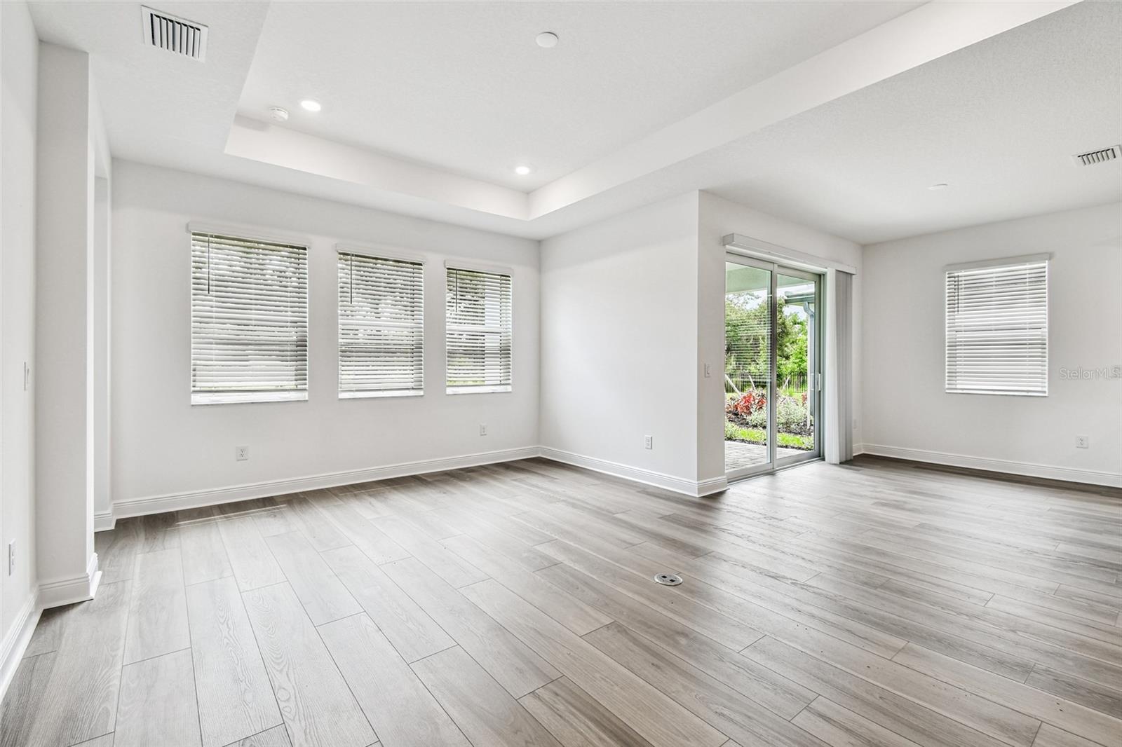 17236 SAVORY MIST CIR, LAKEWOOD RANCH, FL, 34211