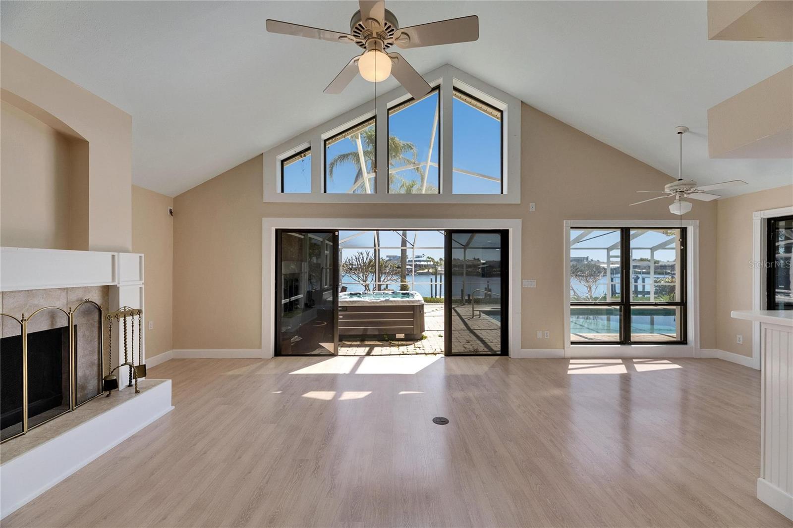 6603 SEABIRD WAY, APOLLO BEACH, FL, 33572