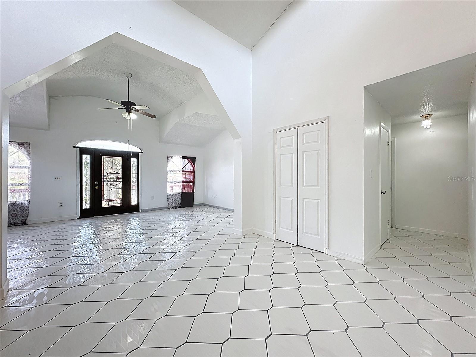151 TULPAN DR, KISSIMMEE, FL, 34743