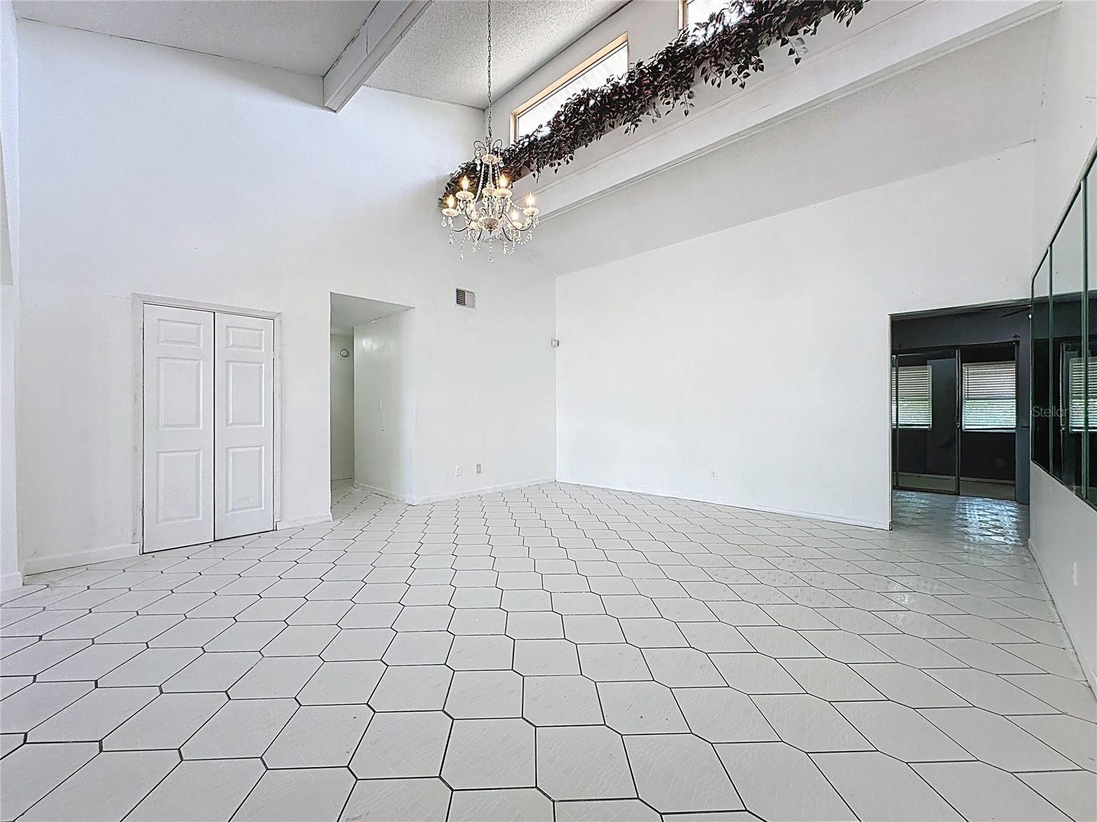 151 TULPAN DR, KISSIMMEE, FL, 34743
