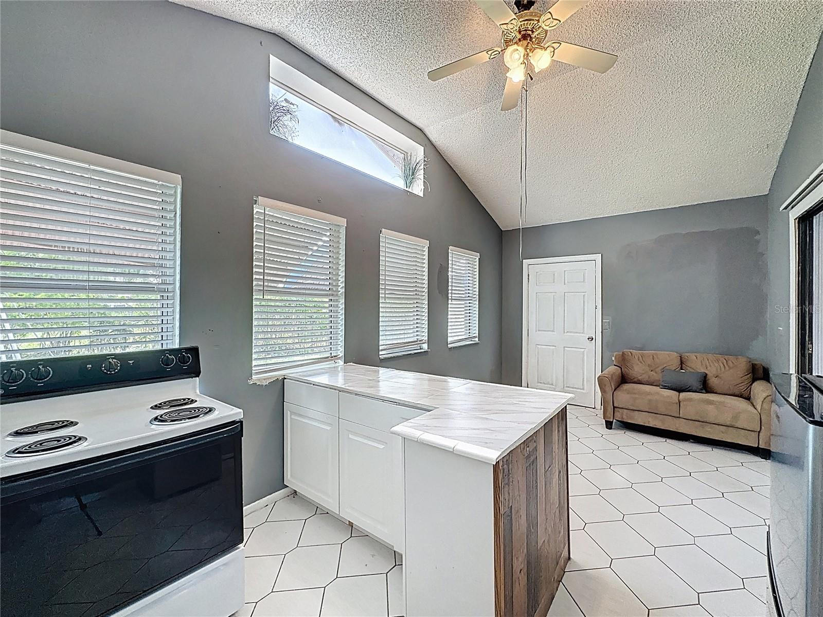 151 TULPAN DR, KISSIMMEE, FL, 34743