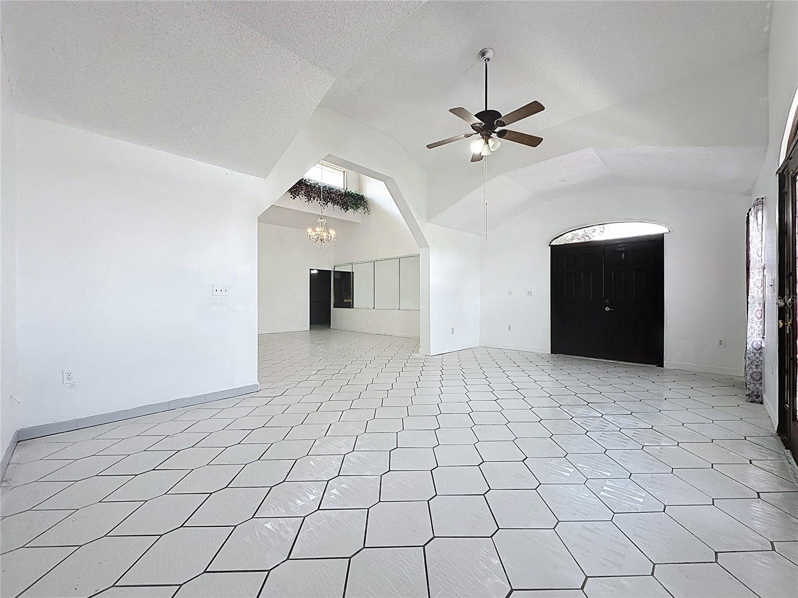 151 TULPAN DR, KISSIMMEE, FL, 34743