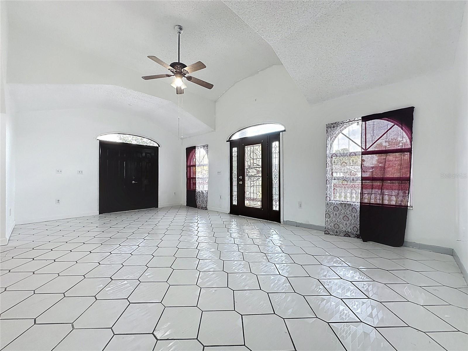 151 TULPAN DR, KISSIMMEE, FL, 34743
