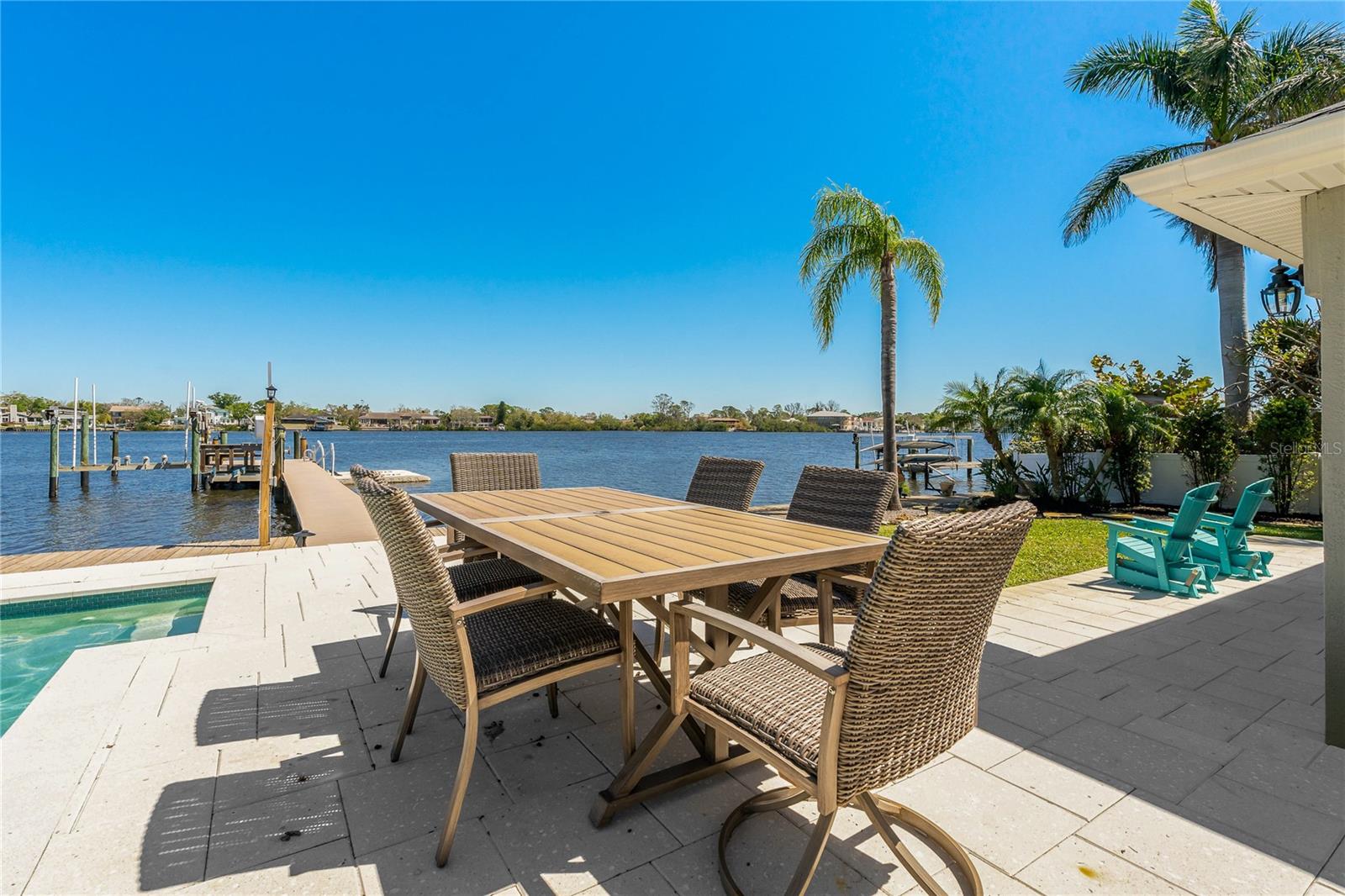 714 BAYSHORE DR, TARPON SPRINGS, FL, 34689