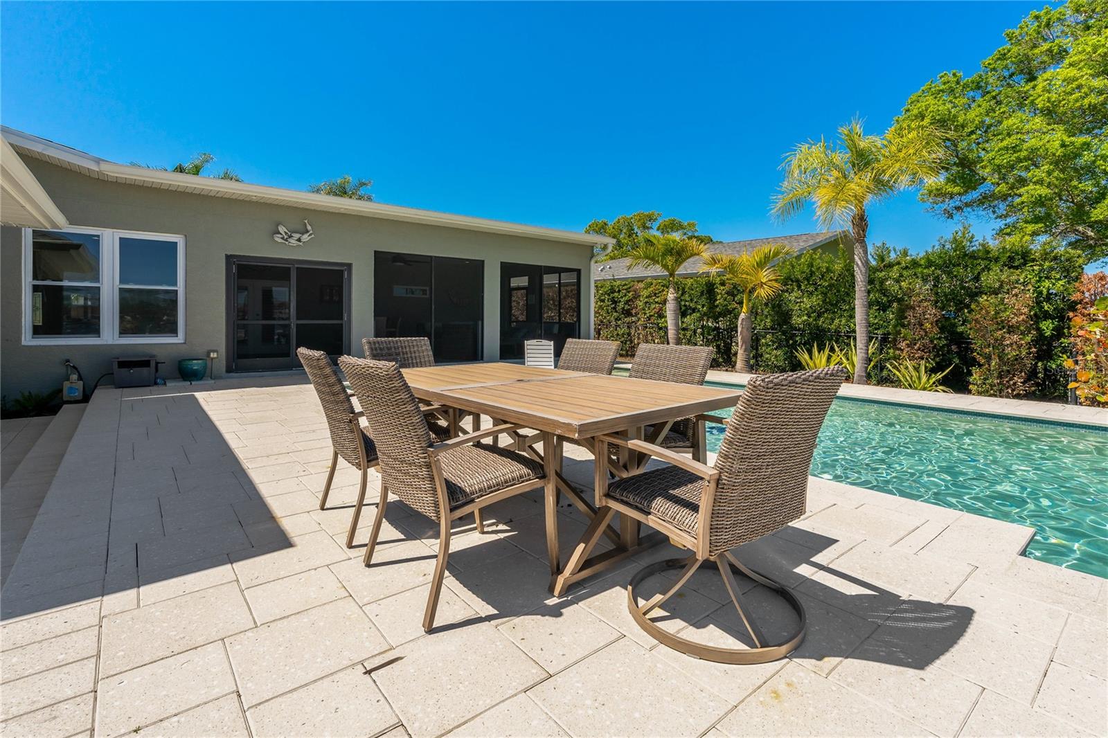 714 BAYSHORE DR, TARPON SPRINGS, FL, 34689