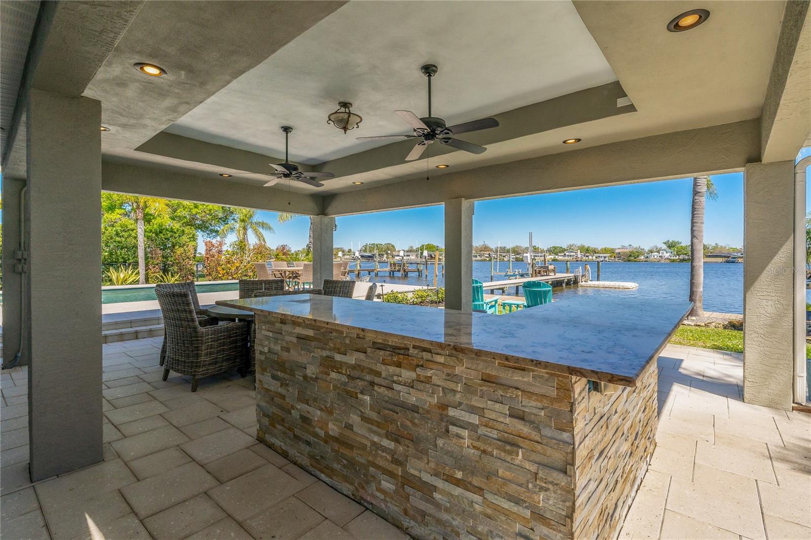 714 BAYSHORE DR, TARPON SPRINGS, FL, 34689