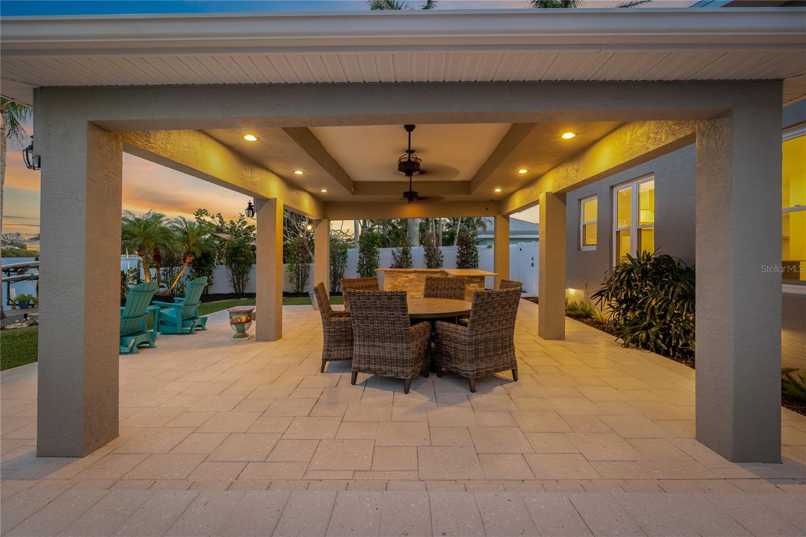 714 BAYSHORE DR, TARPON SPRINGS, FL, 34689