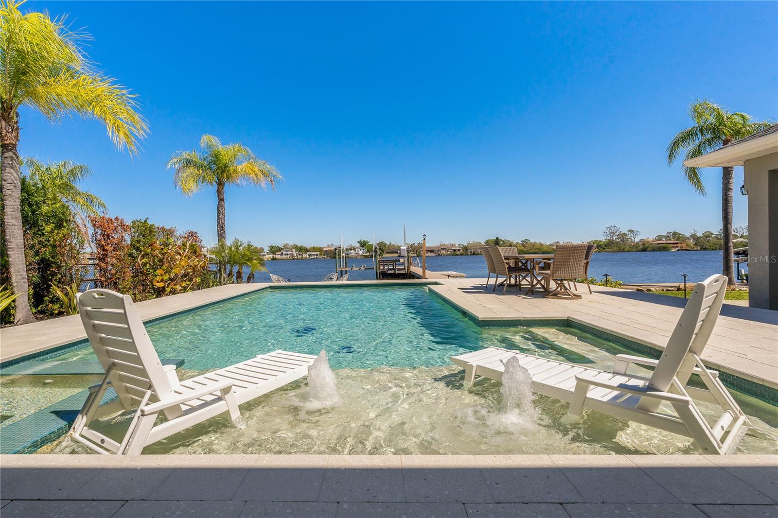 714 BAYSHORE DR, TARPON SPRINGS, FL, 34689
