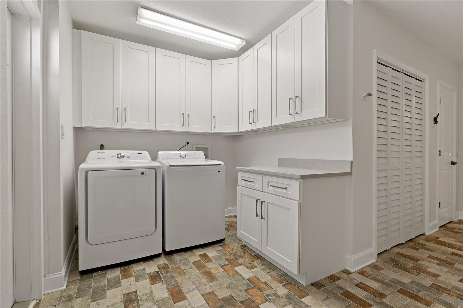 714 BAYSHORE DR, TARPON SPRINGS, FL, 34689