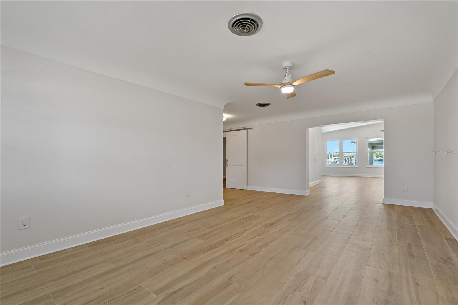 714 BAYSHORE DR, TARPON SPRINGS, FL, 34689