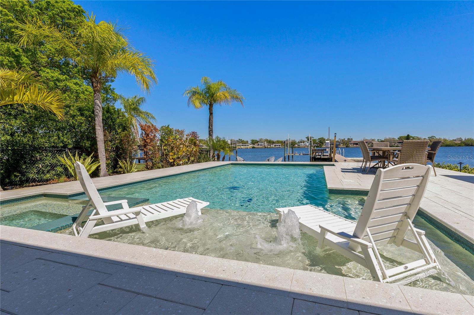 714 BAYSHORE DR, TARPON SPRINGS, FL, 34689