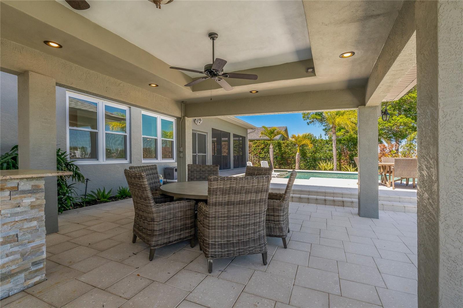 714 BAYSHORE DR, TARPON SPRINGS, FL, 34689