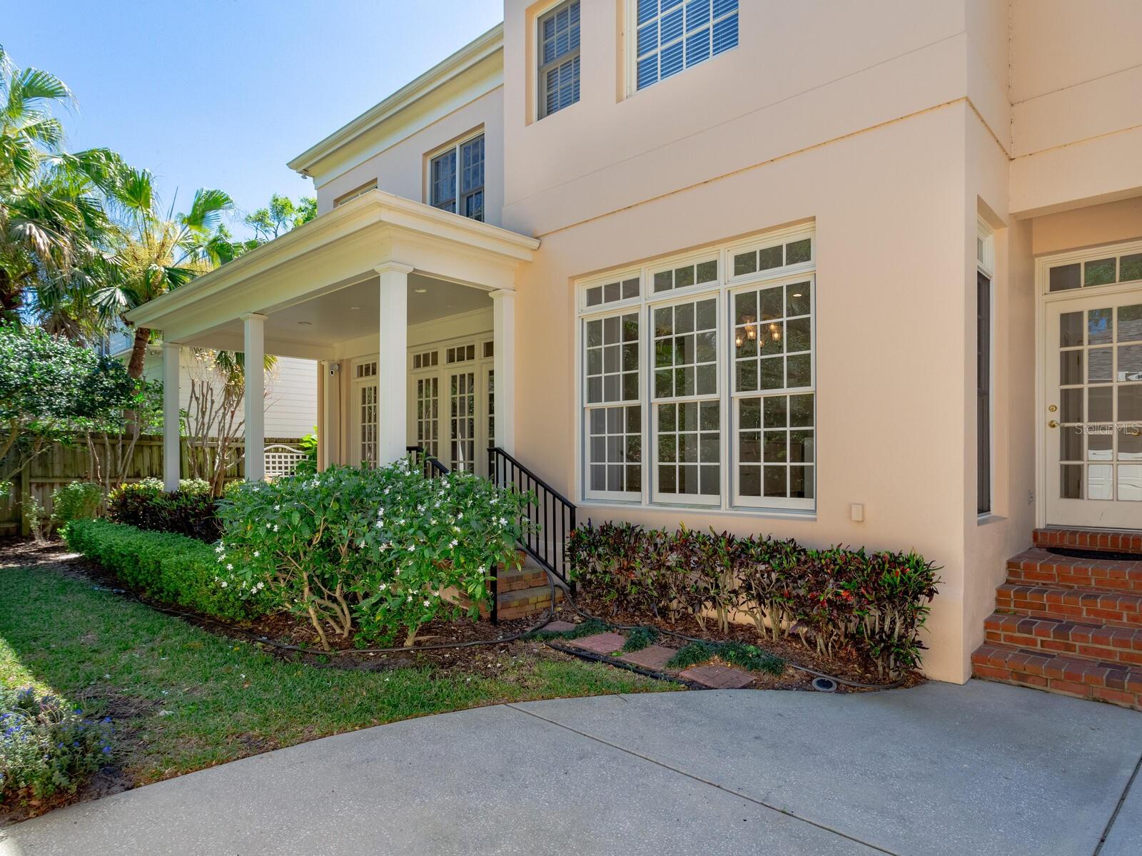 2927 W BAYSHORE CT, TAMPA, FL, 33611