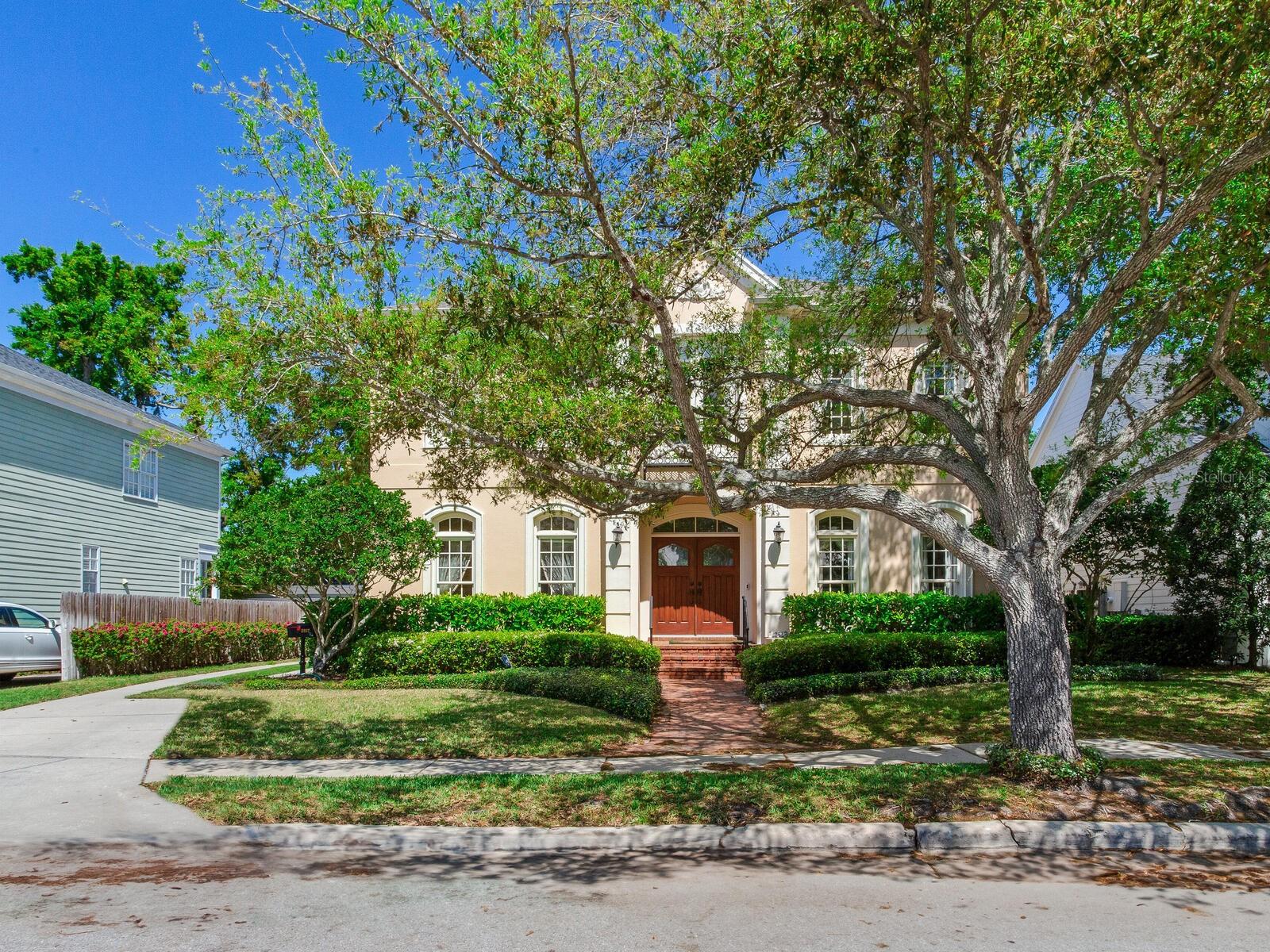 2927 W BAYSHORE CT, TAMPA, FL, 33611