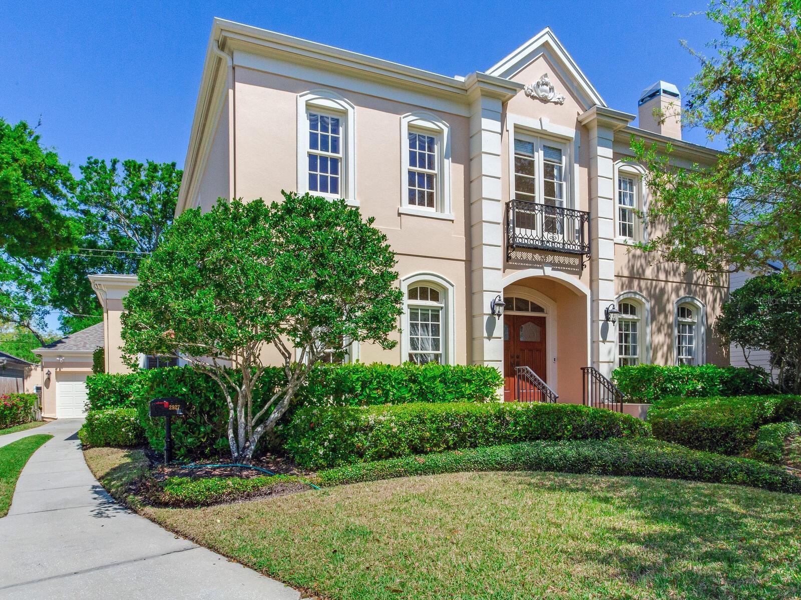 2927 W BAYSHORE CT, TAMPA, FL, 33611