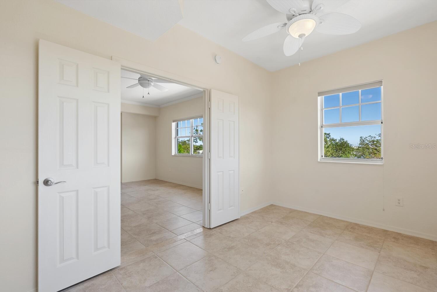 1268 11TH ST #2402, SARASOTA, FL, 34236