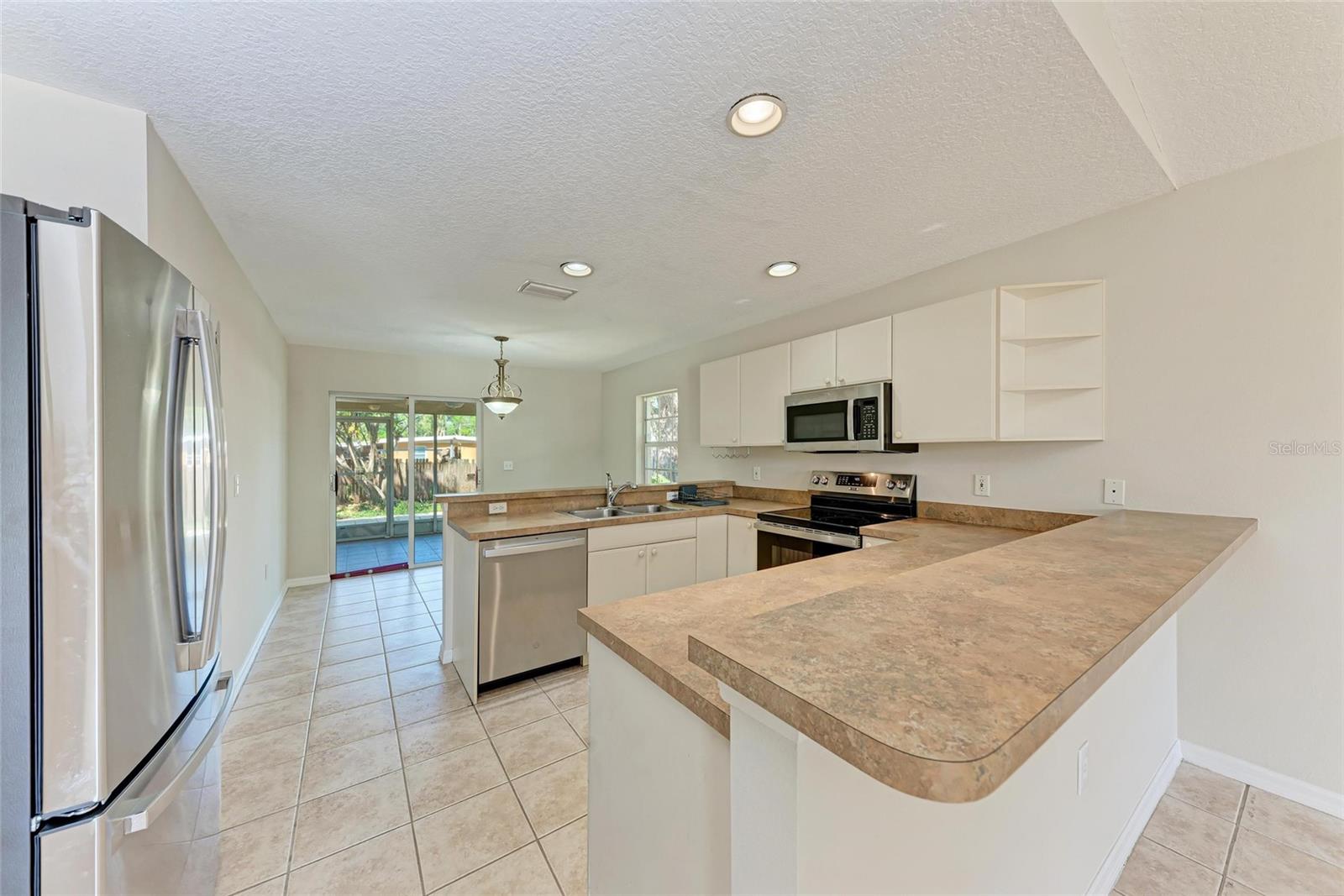 1118 38TH ST W, BRADENTON, FL, 34205
