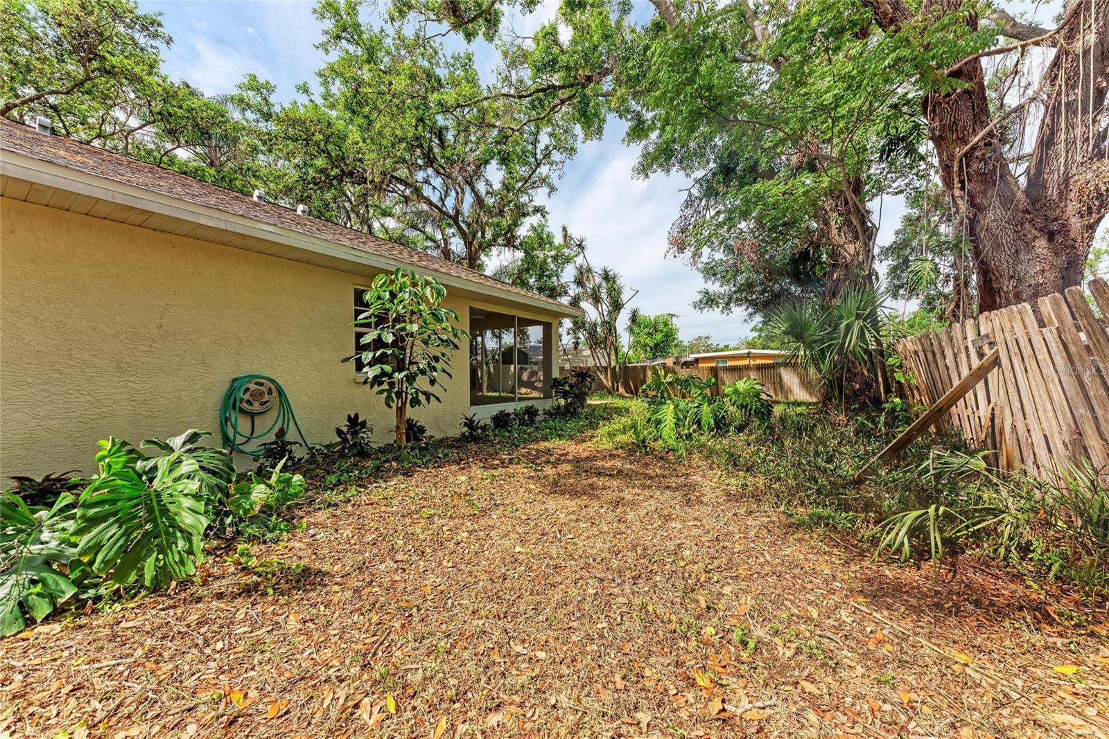 1118 38TH ST W, BRADENTON, FL, 34205