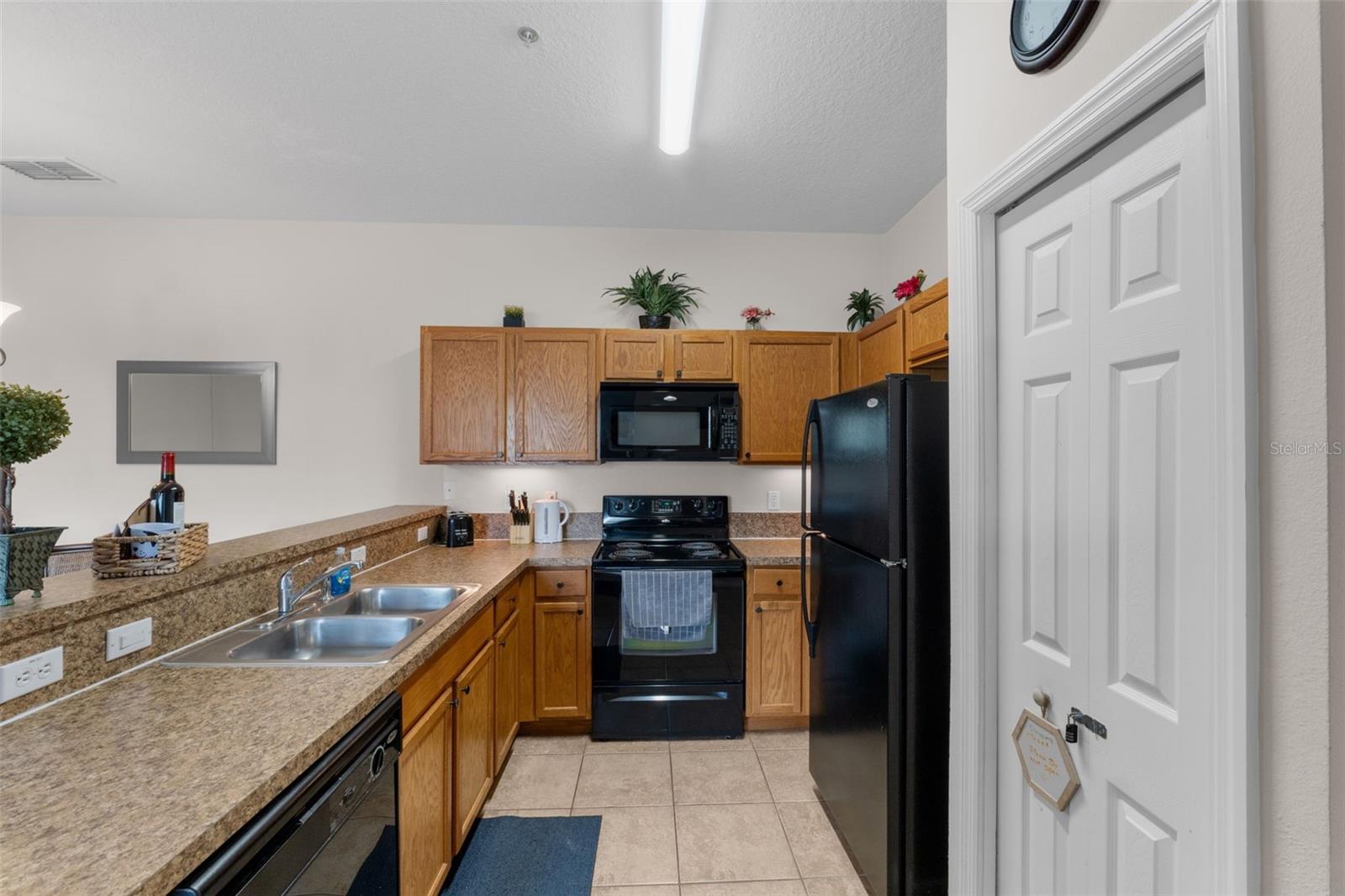 2835 OAKWATER DR #2835, KISSIMMEE, FL, 34747
