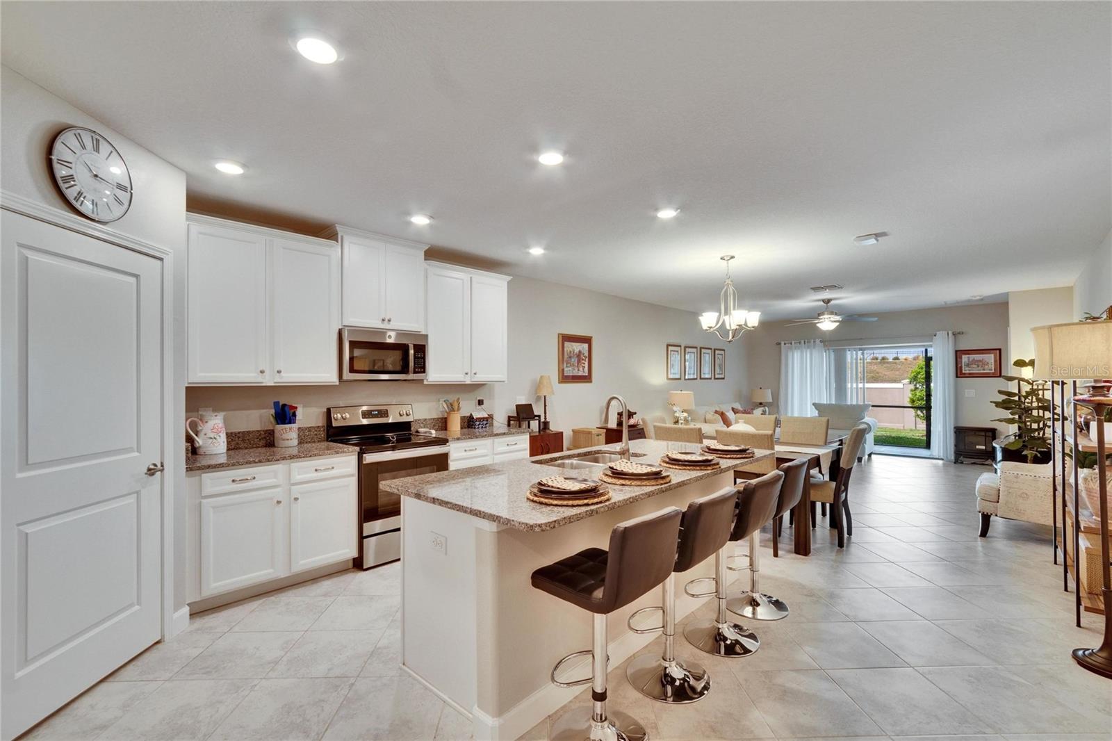 16927 APRIL PLUSH DR, WIMAUMA, FL, 33598