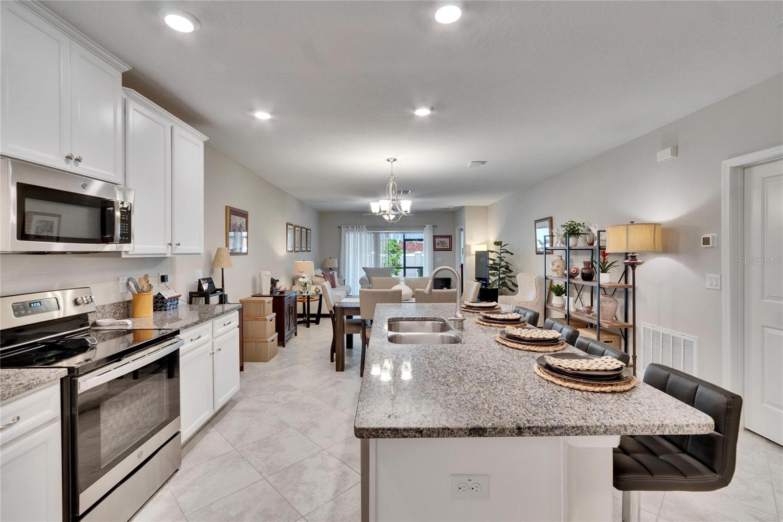 16927 APRIL PLUSH DR, WIMAUMA, FL, 33598
