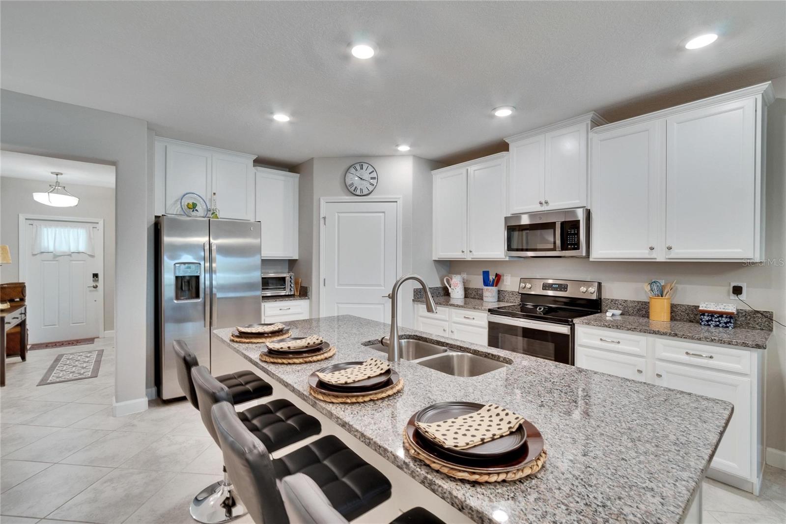 16927 APRIL PLUSH DR, WIMAUMA, FL, 33598