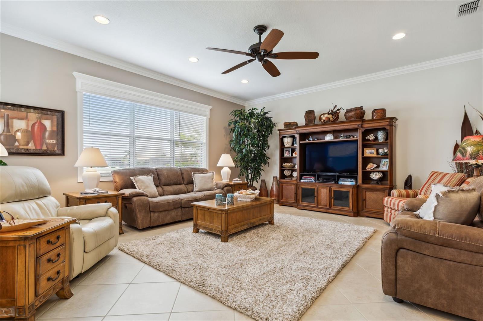 16232 DIAMOND BAY DR, WIMAUMA, FL, 33598