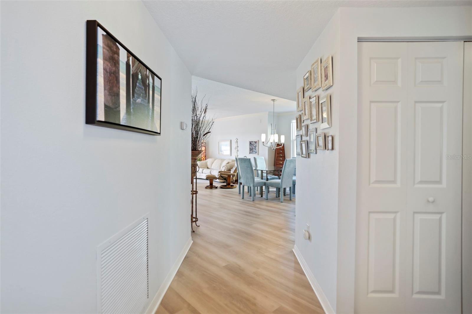 6495 SHORELINE DR #8106, ST PETERSBURG, FL, 33708