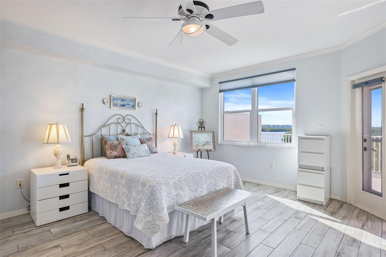 6495 SHORELINE DR #8106, ST PETERSBURG, FL, 33708