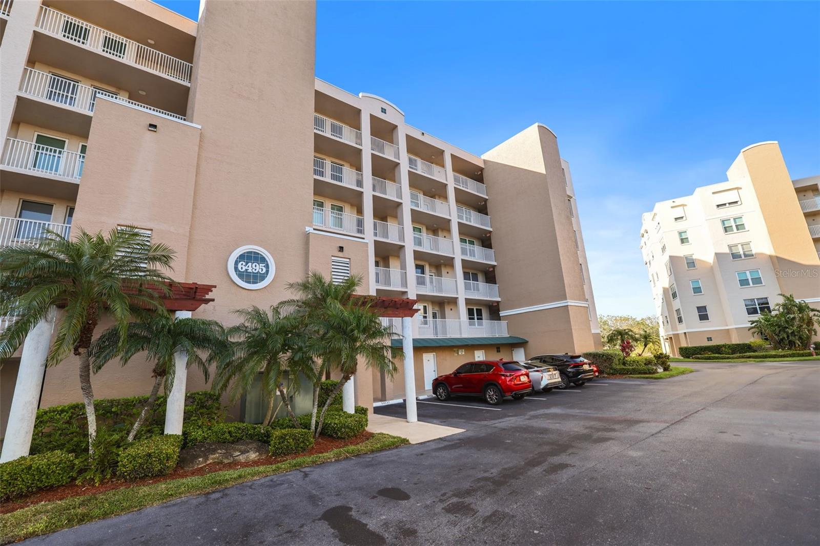 6495 SHORELINE DR #8106, ST PETERSBURG, FL, 33708