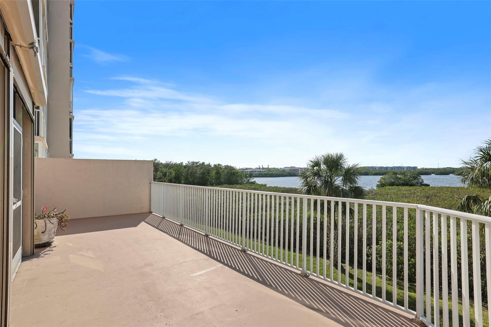 6495 SHORELINE DR #8106, ST PETERSBURG, FL, 33708