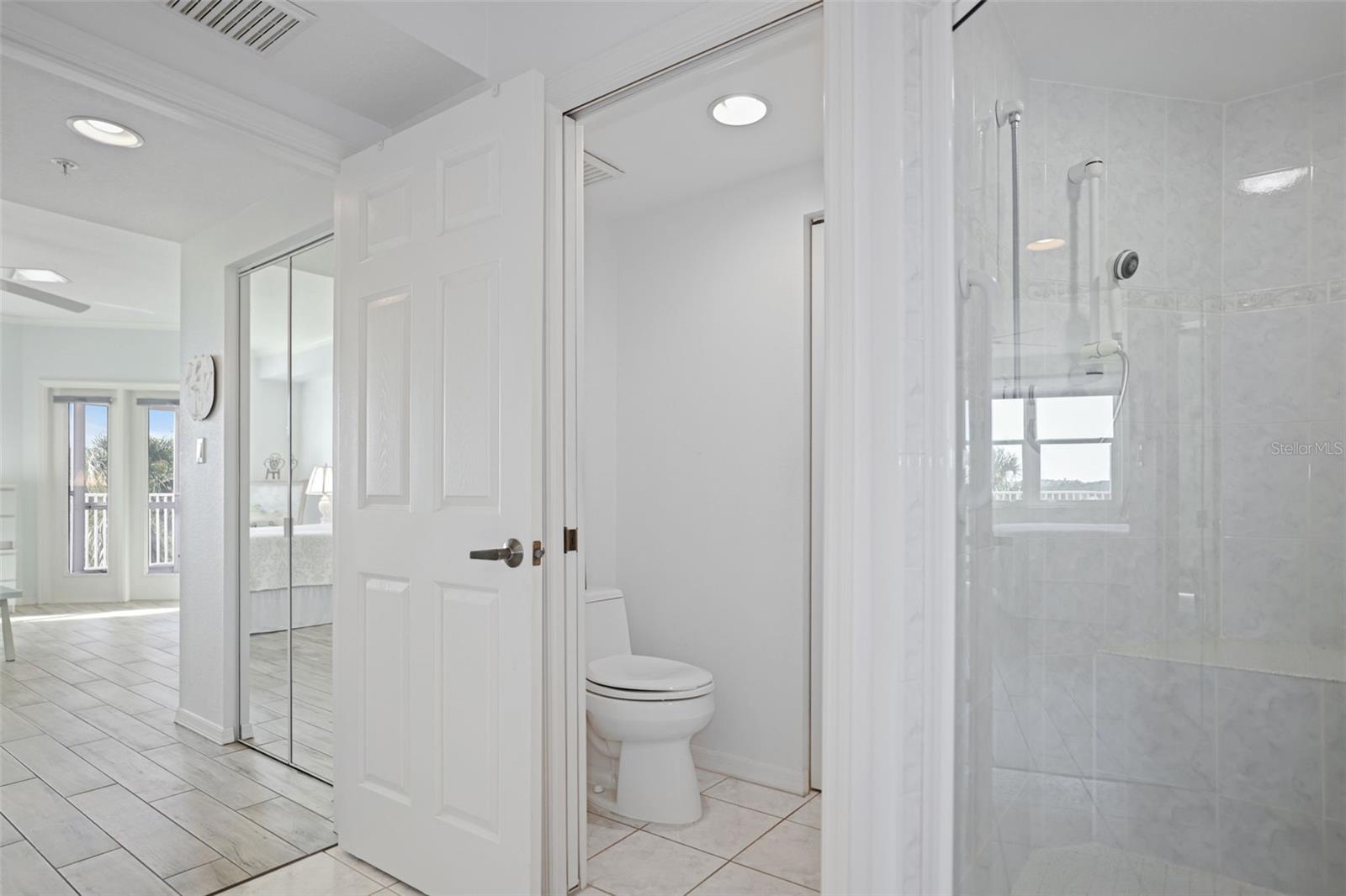 6495 SHORELINE DR #8106, ST PETERSBURG, FL, 33708