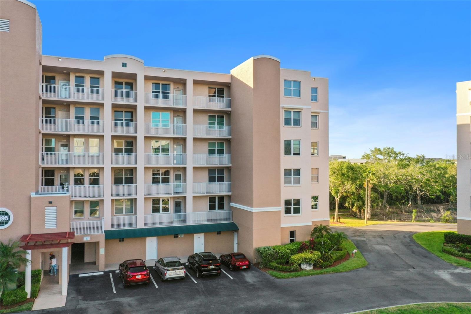 6495 SHORELINE DR #8106, ST PETERSBURG, FL, 33708