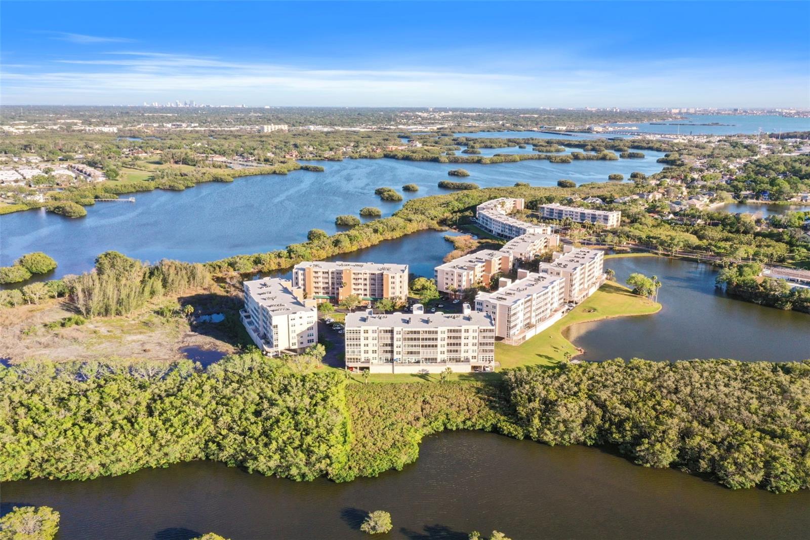 6495 SHORELINE DR #8106, ST PETERSBURG, FL, 33708
