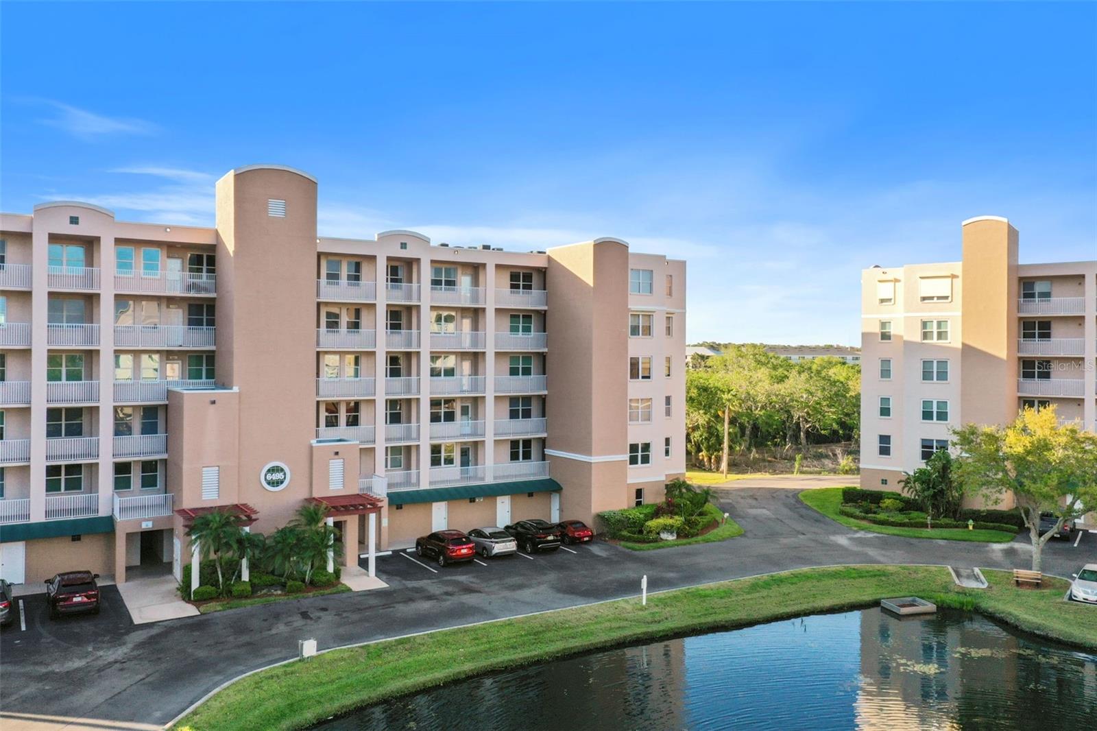 6495 SHORELINE DR #8106, ST PETERSBURG, FL, 33708