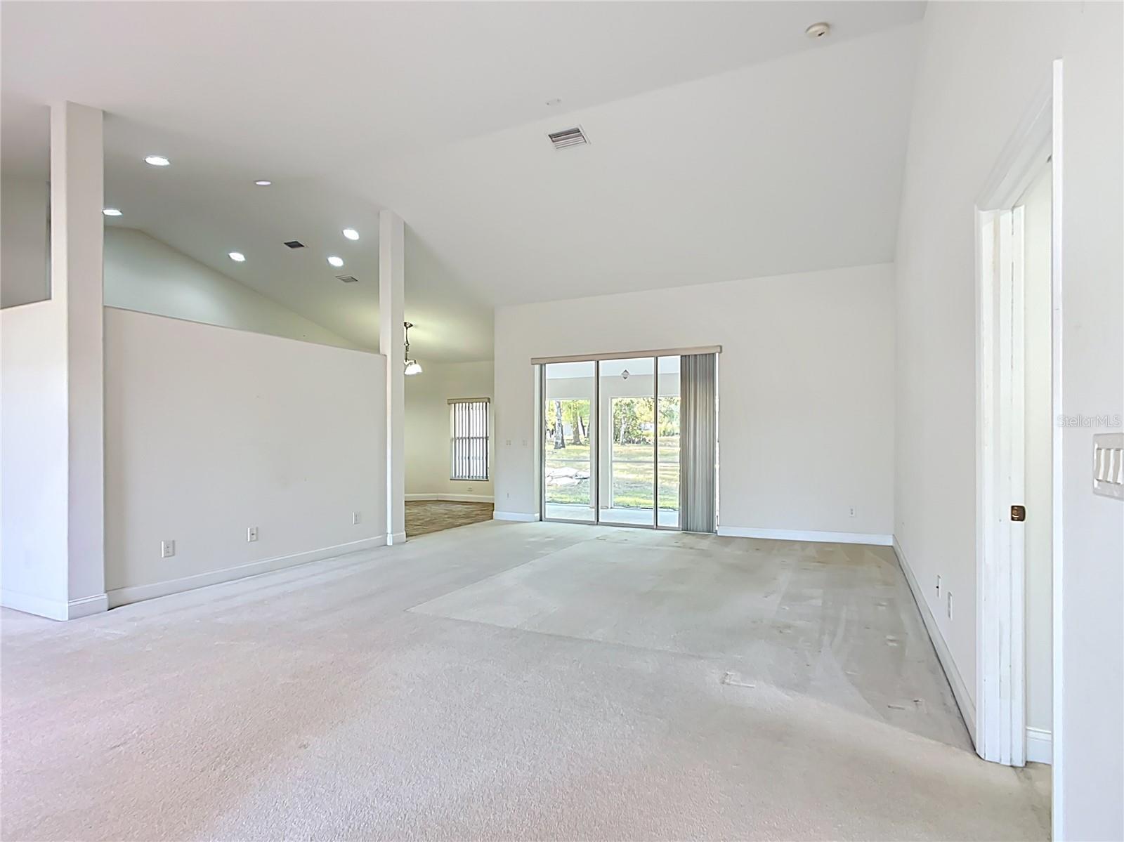 2820 E NEWHAVEN ST, INVERNESS, FL, 34453