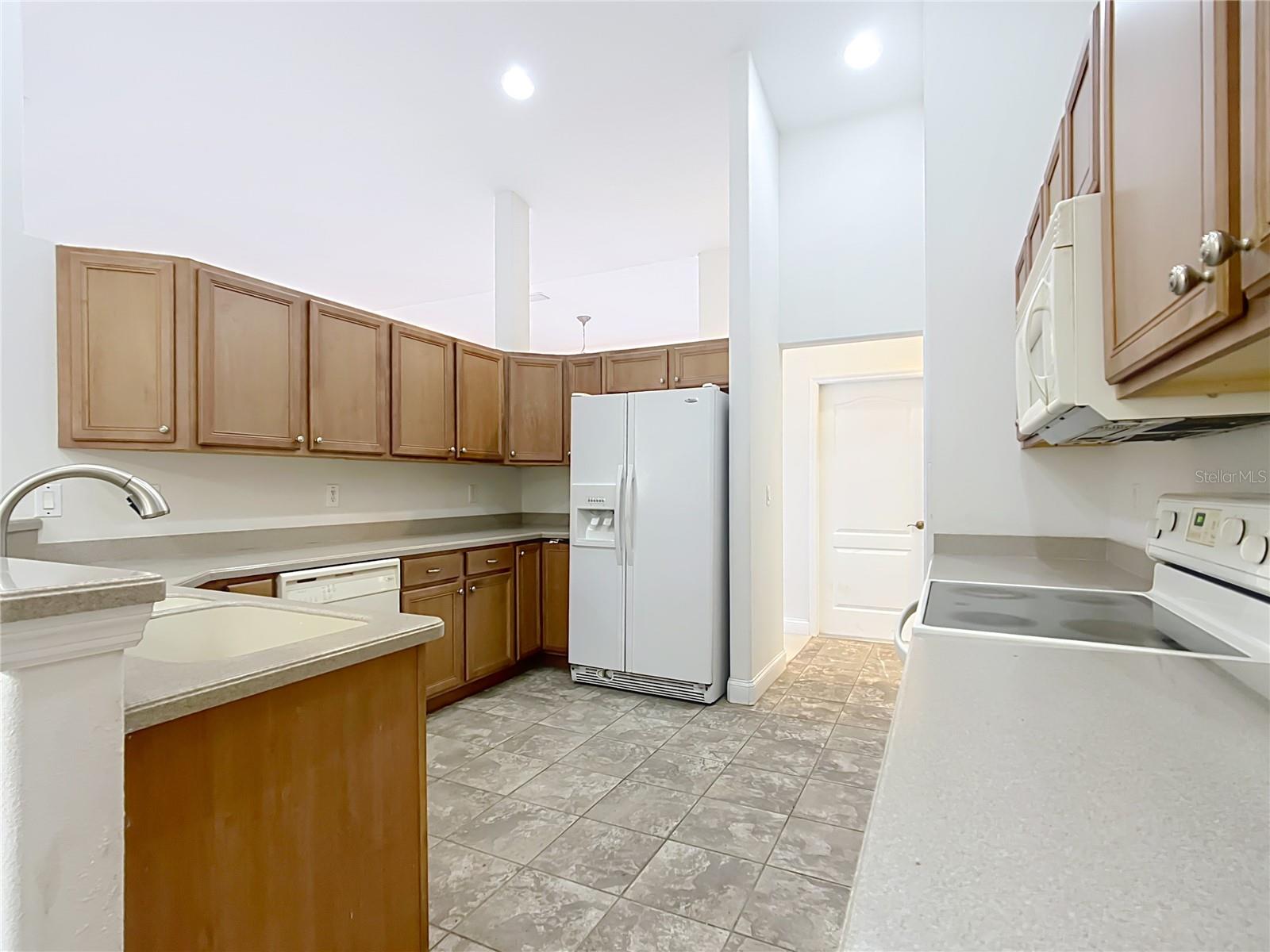 2820 E NEWHAVEN ST, INVERNESS, FL, 34453