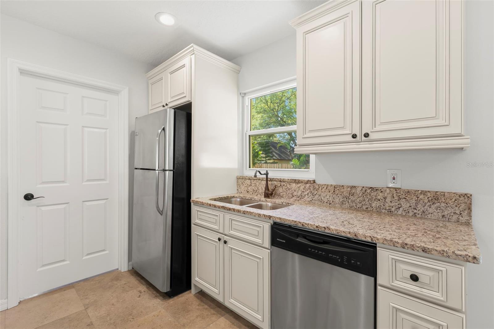 145 AVON DR, SAFETY HARBOR, FL, 34695
