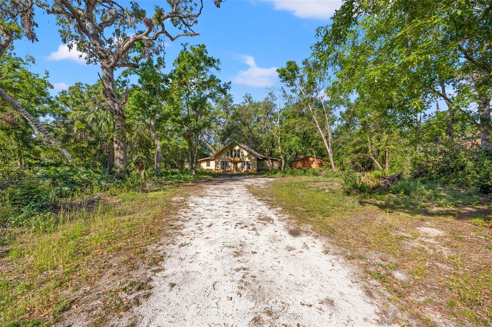 308 N SMOKEY MOUNTAIN RD, SEFFNER, FL, 33584
