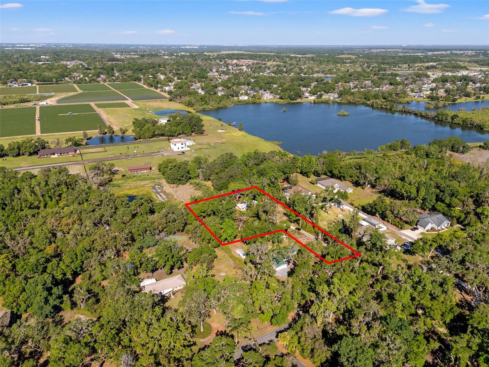 308 N SMOKEY MOUNTAIN RD, SEFFNER, FL, 33584