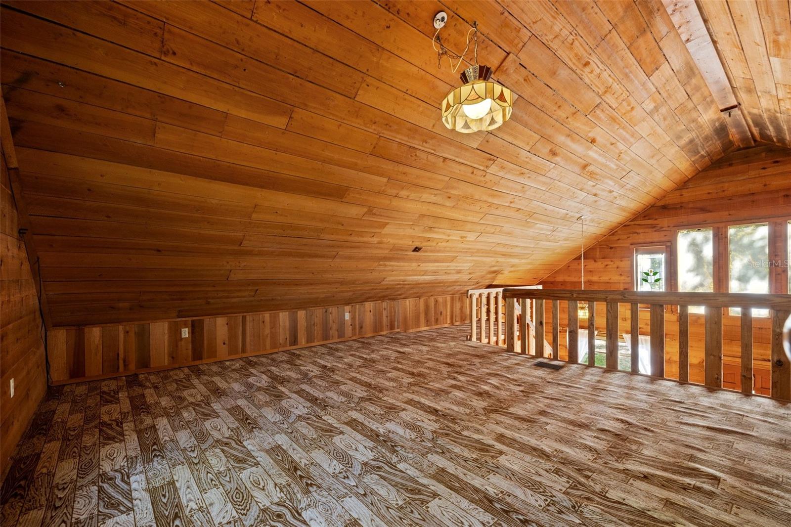 308 N SMOKEY MOUNTAIN RD, SEFFNER, FL, 33584