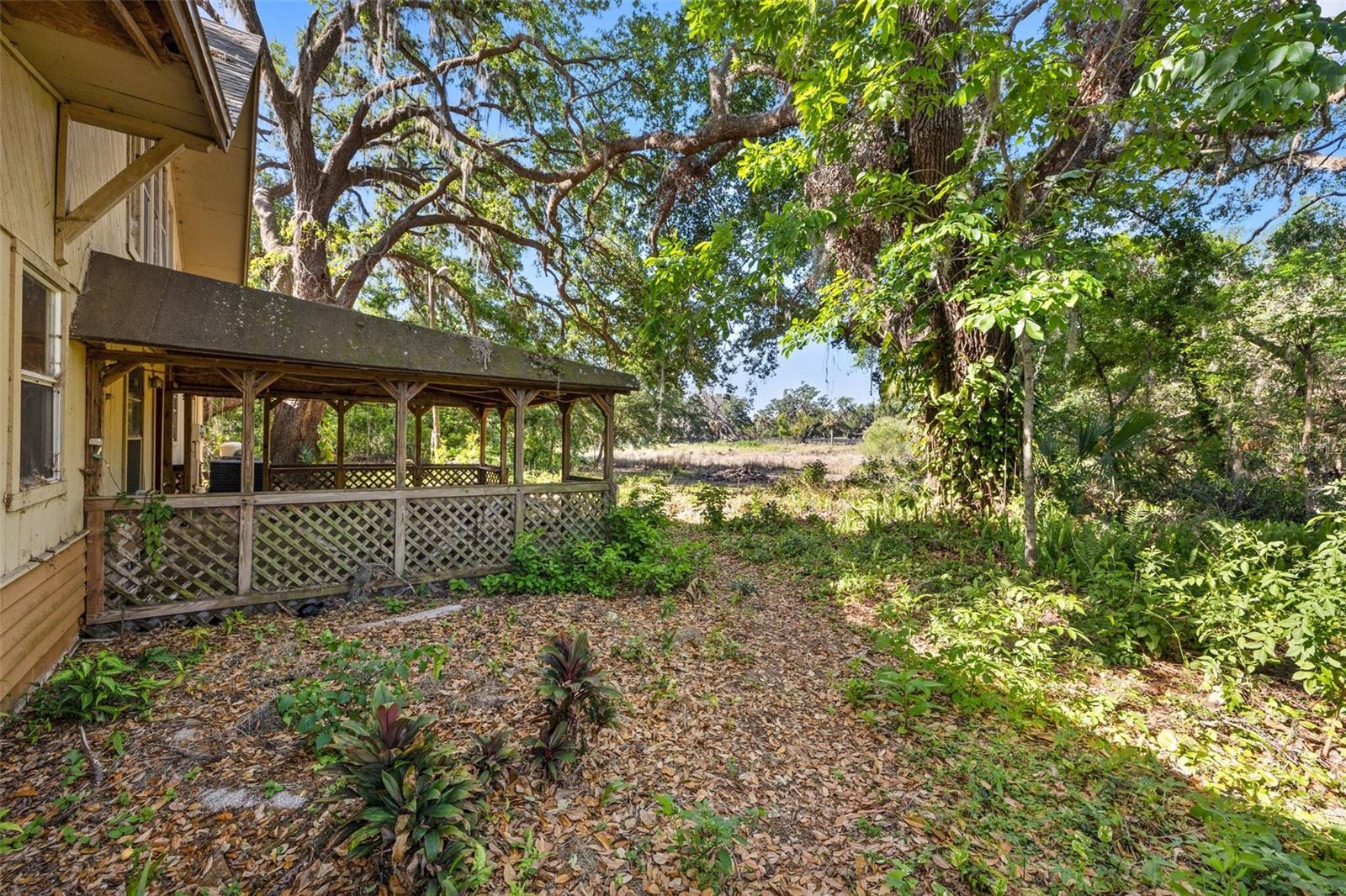 308 N SMOKEY MOUNTAIN RD, SEFFNER, FL, 33584