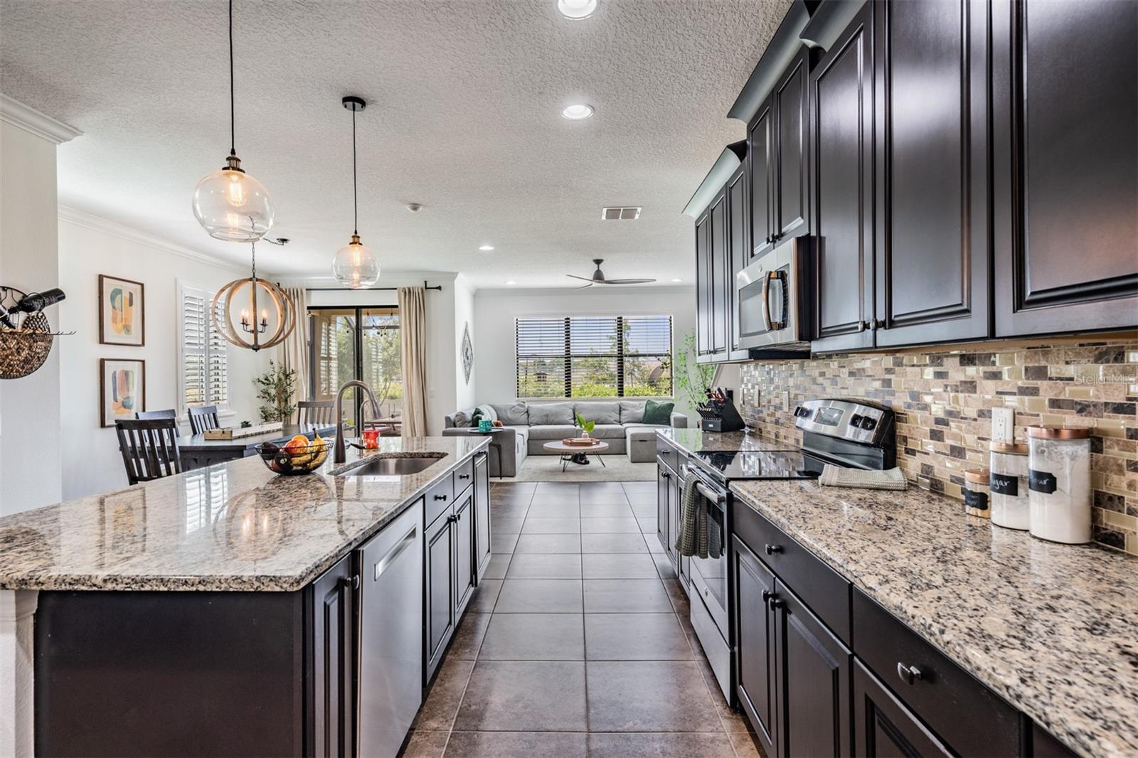 11602 CROWNED SPARROW LN, TAMPA, FL, 33626