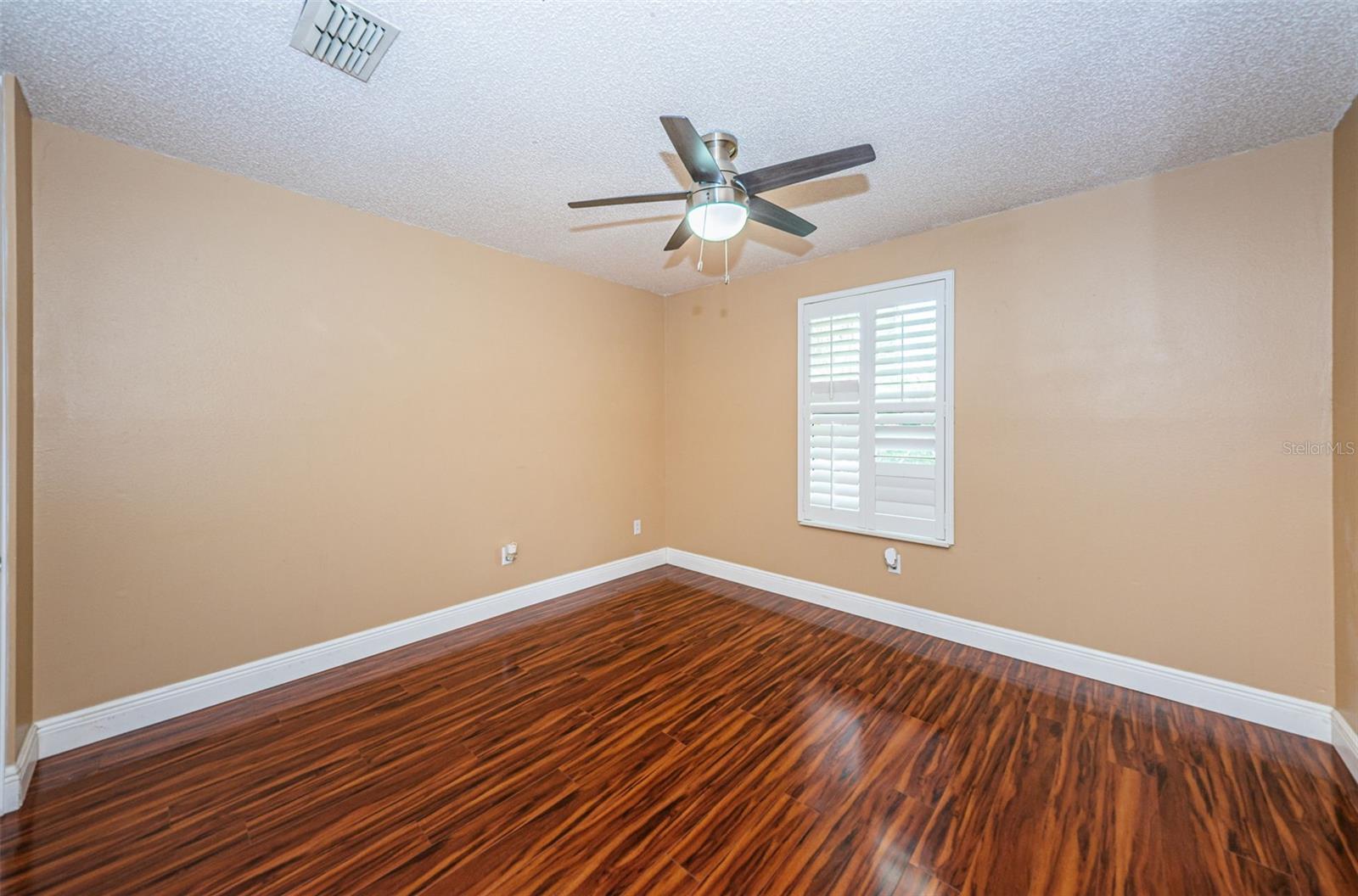 202 LAKE CHARLES CT, OLDSMAR, FL, 34677